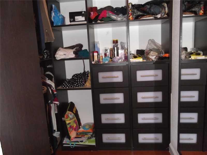 DORAL ISLES NORTH SECTION - Residential Lease