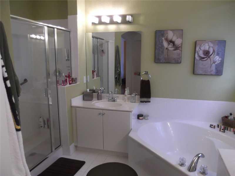 DORAL ISLES NORTH SECTION - Residential Lease