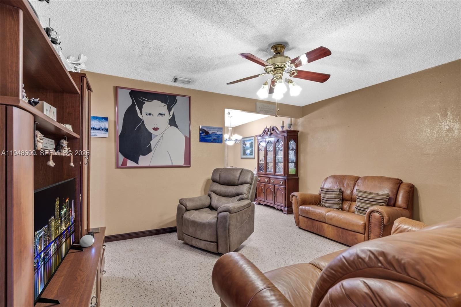 SOUTH BAY ESTATES - Residential Income