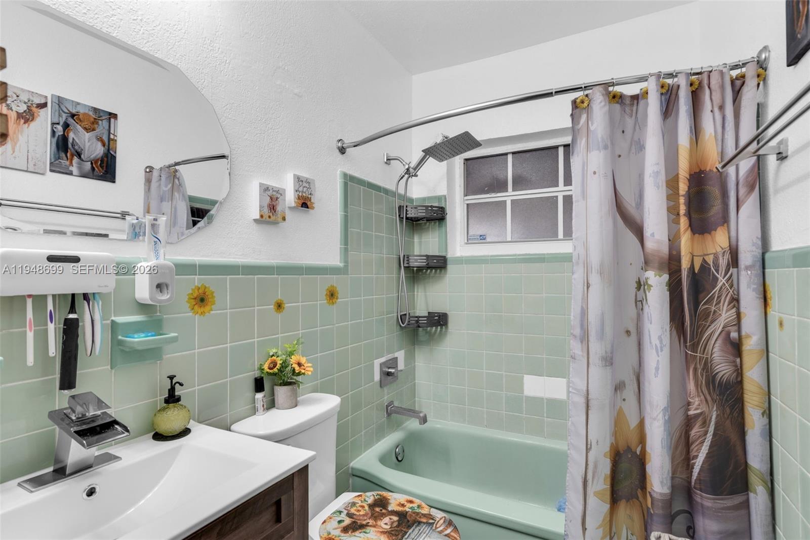 SOUTH BAY ESTATES - Residential Income