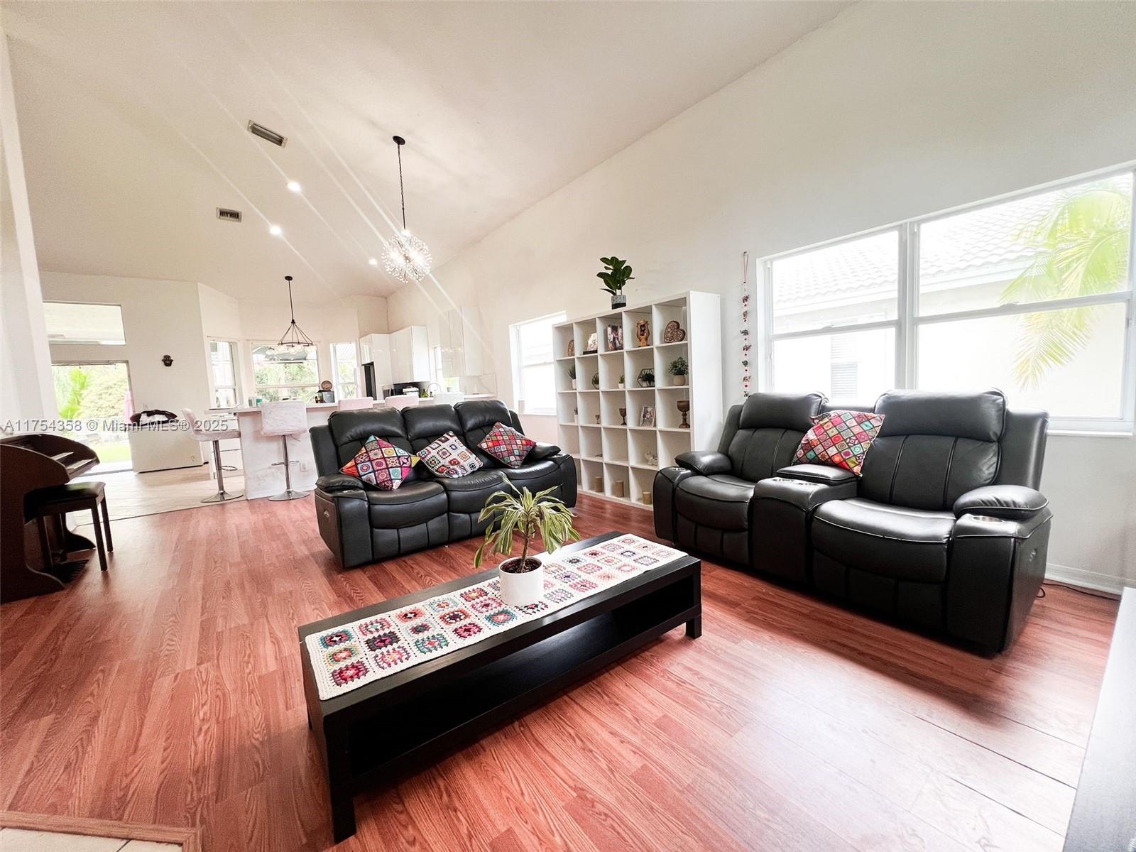 ORANGE POINT TR B - Residential