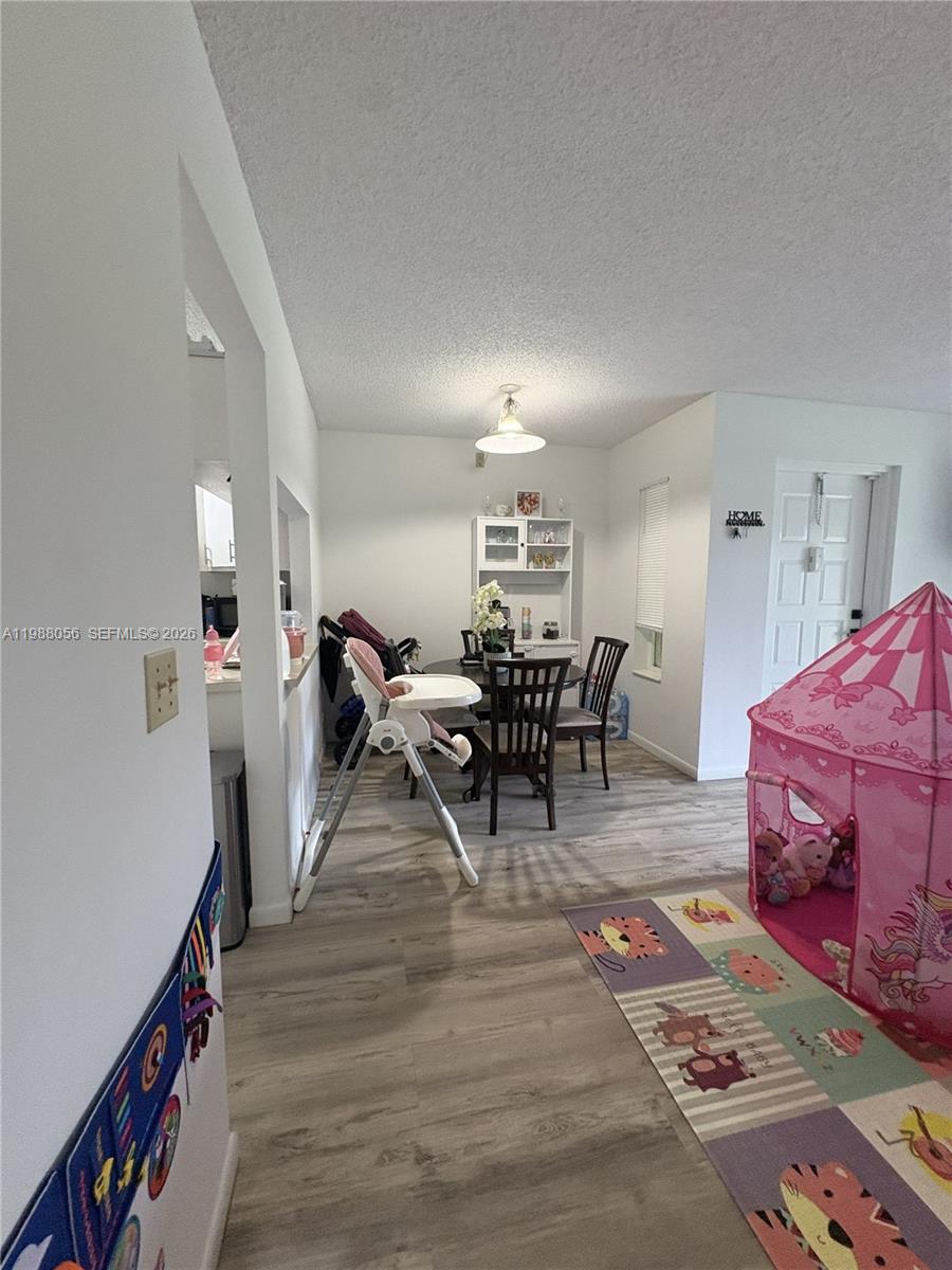 PINE RIDGE NORTH VILLAGE - Residential