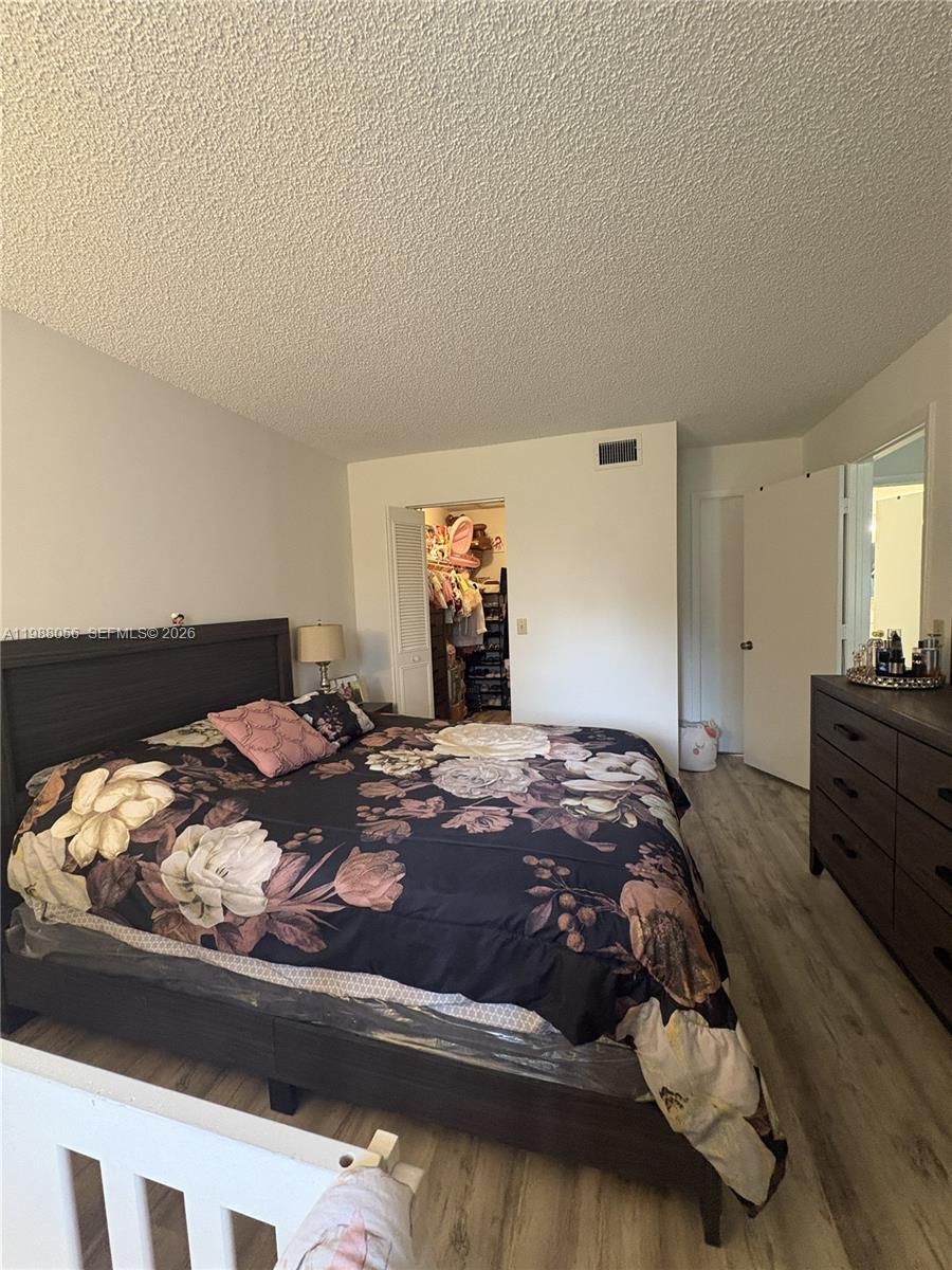 PINE RIDGE NORTH VILLAGE - Residential