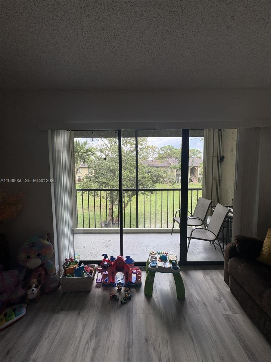 PINE RIDGE NORTH VILLAGE - Residential