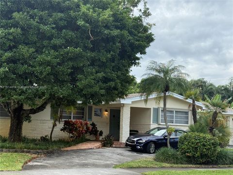 Photo of 1930 NE 197th Ter, Miami, FL 33179 (MLS # A11914614)