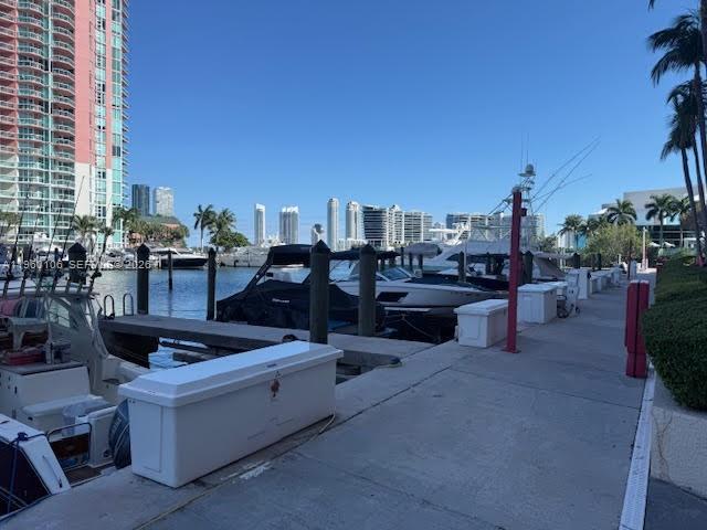 AVENTURA MARINA CONDO NUM - Residential