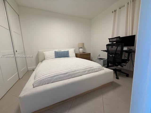 AVENTURA MARINA CONDO NUM - Residential