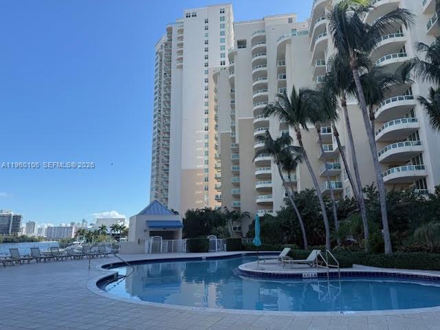 AVENTURA MARINA CONDO NUM - Residential