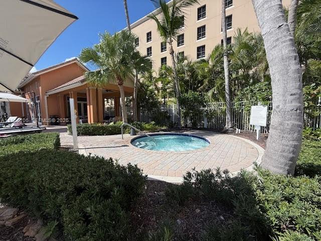 AVENTURA MARINA CONDO NUM - Residential