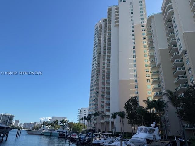 AVENTURA MARINA CONDO NUM - Residential