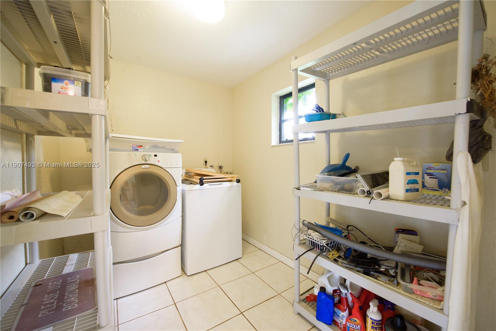 ALFIE MANOR - Residential