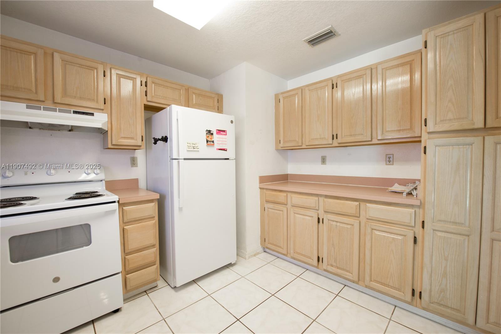 ALFIE MANOR - Residential