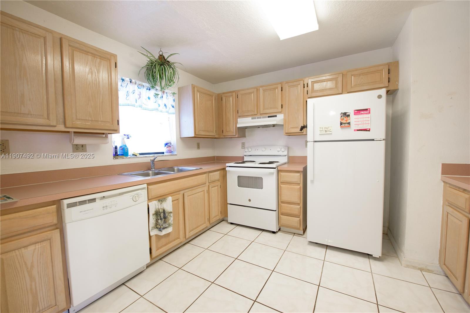 ALFIE MANOR - Residential