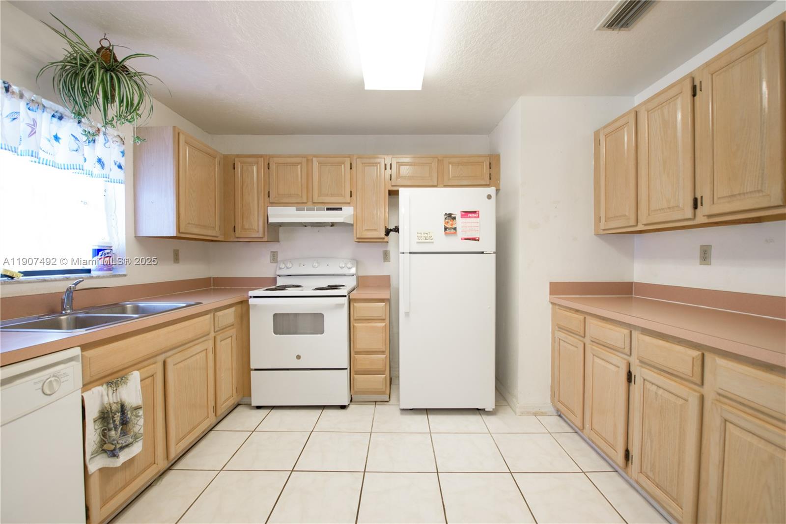 ALFIE MANOR - Residential