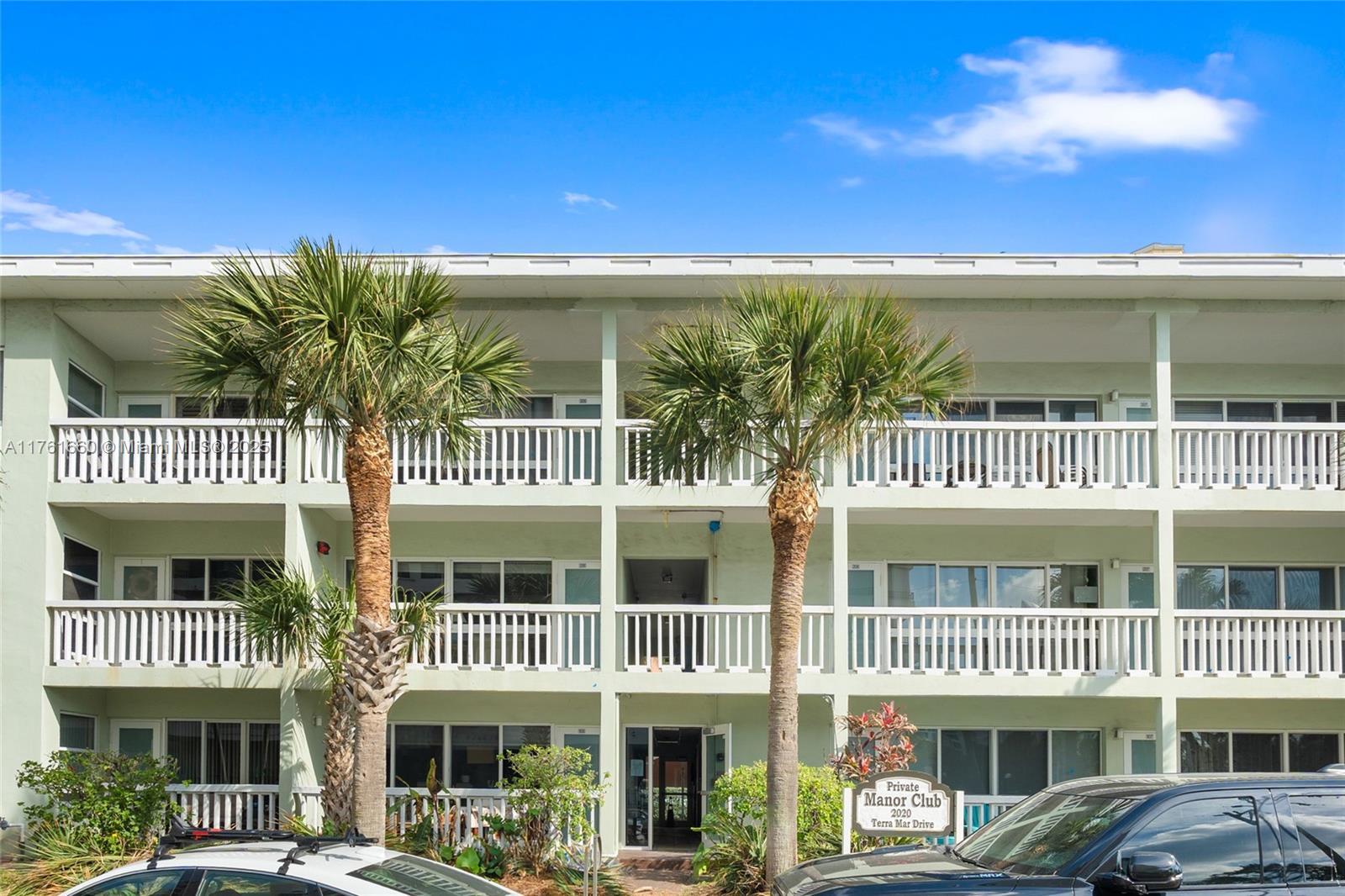MANOR CLUB CONDO - Residential