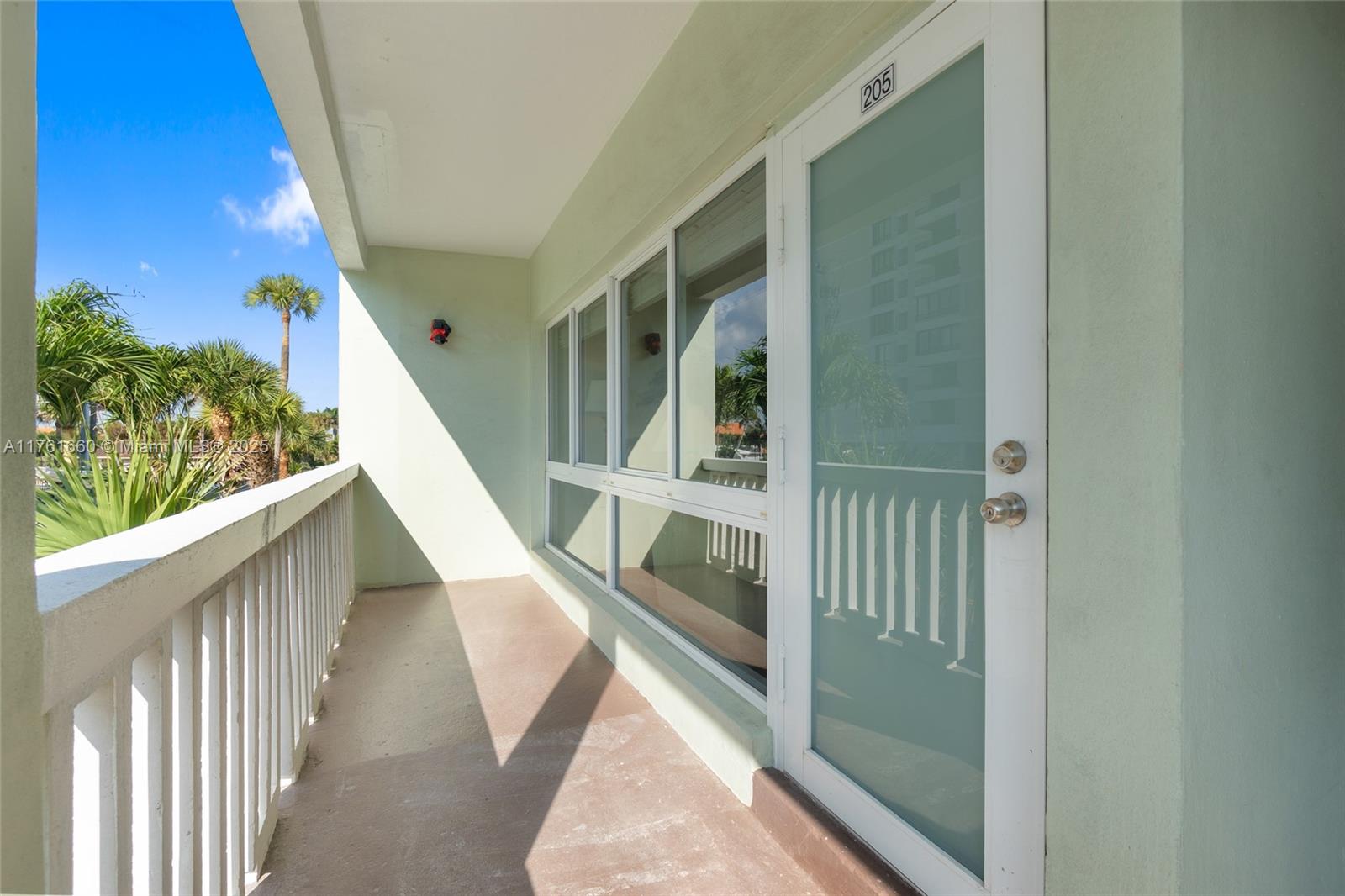 MANOR CLUB CONDO - Residential