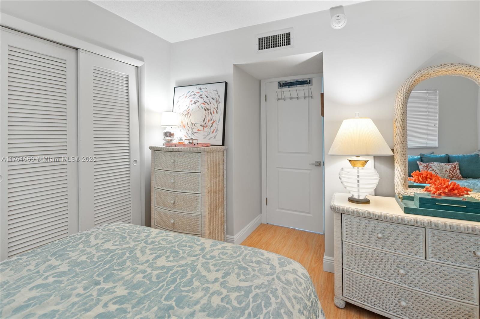MANOR CLUB CONDO - Residential