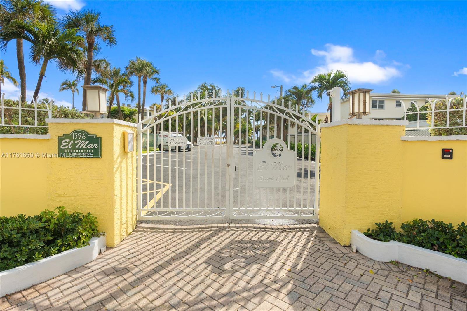 MANOR CLUB CONDO - Residential