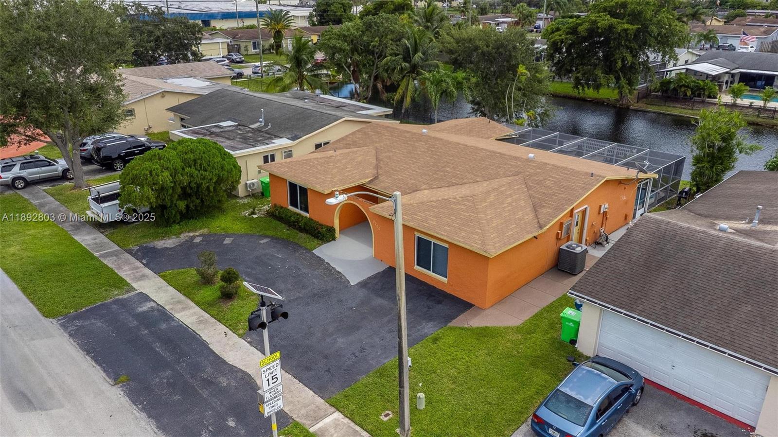 SUNRISE GOLF VILLAGE SEC - Residential