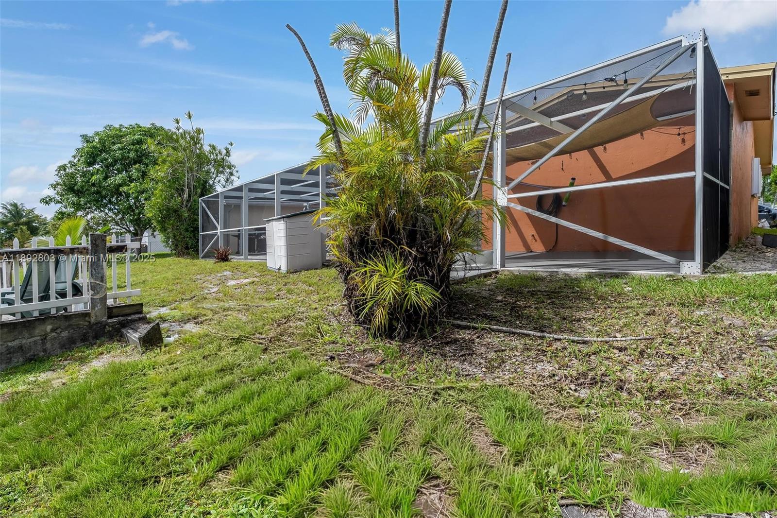 SUNRISE GOLF VILLAGE SEC - Residential