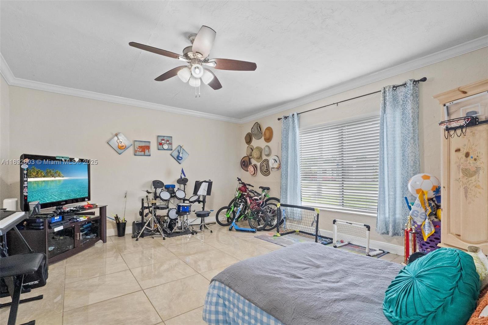 SUNRISE GOLF VILLAGE SEC - Residential