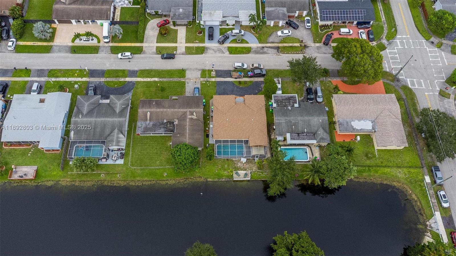 SUNRISE GOLF VILLAGE SEC - Residential