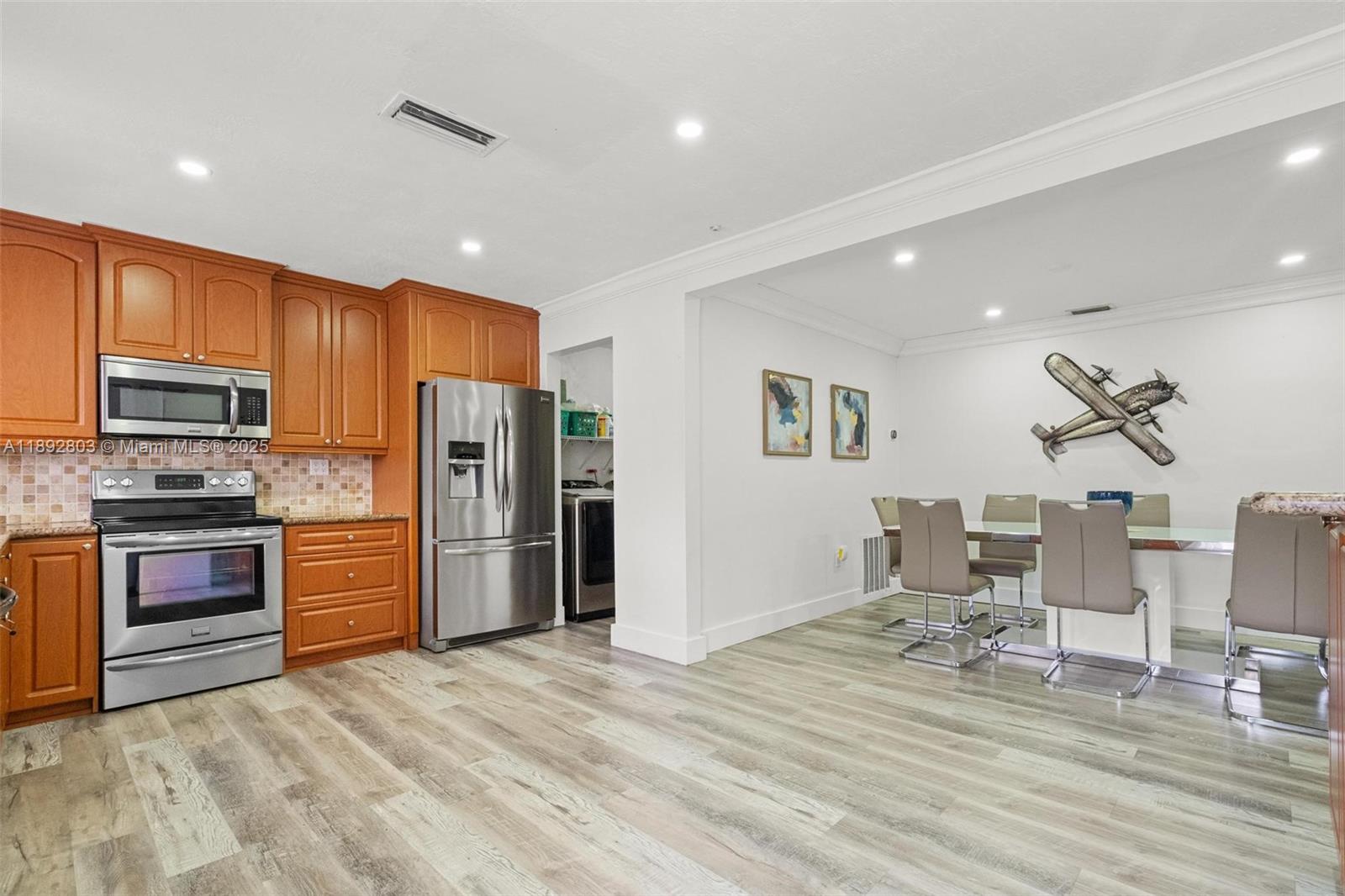 SUNRISE GOLF VILLAGE SEC - Residential