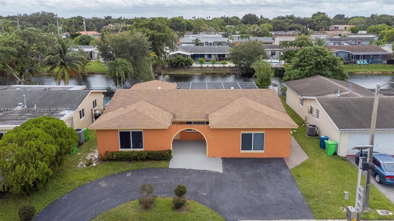 SUNRISE GOLF VILLAGE SEC - Residential