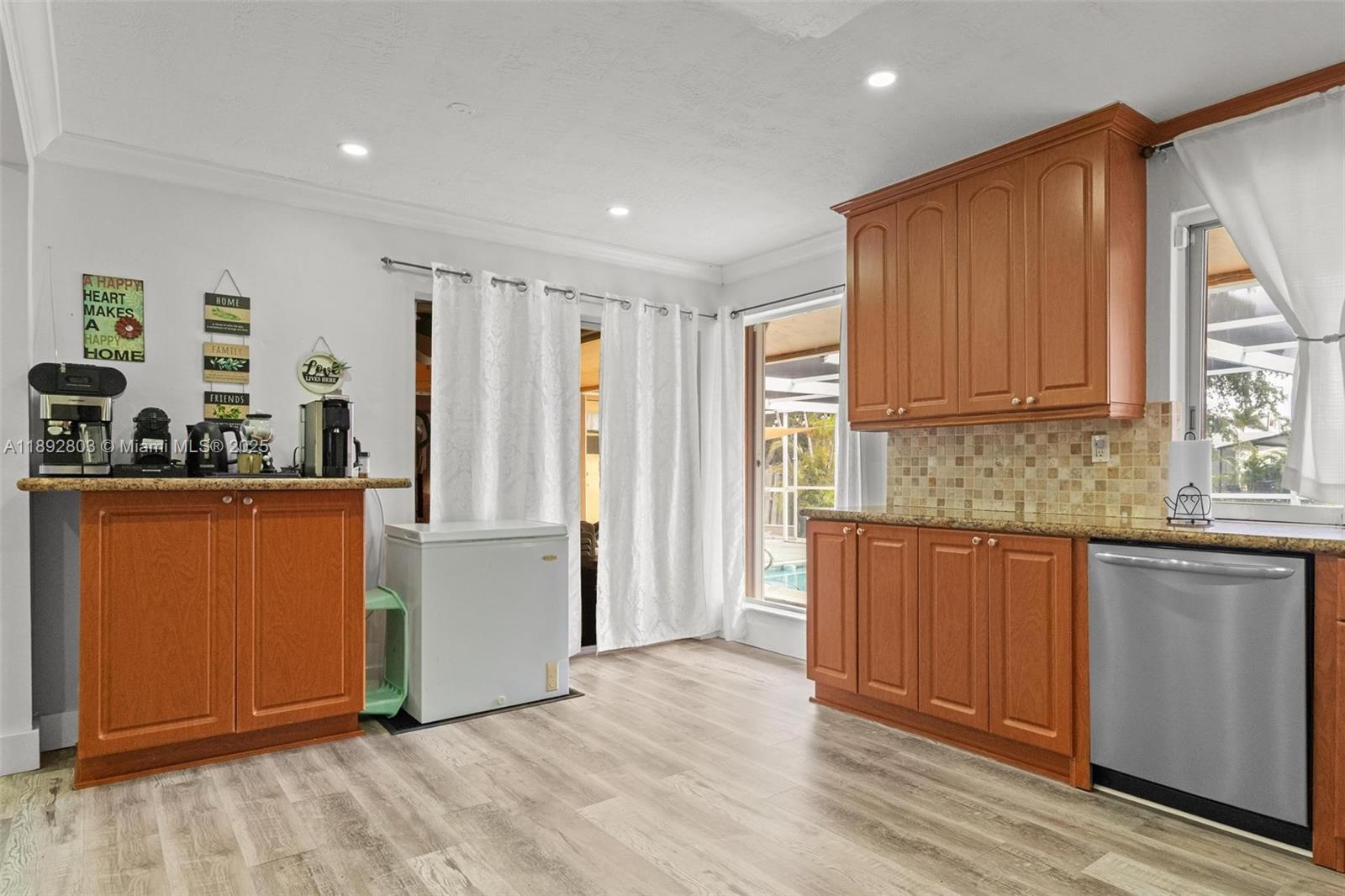 SUNRISE GOLF VILLAGE SEC - Residential
