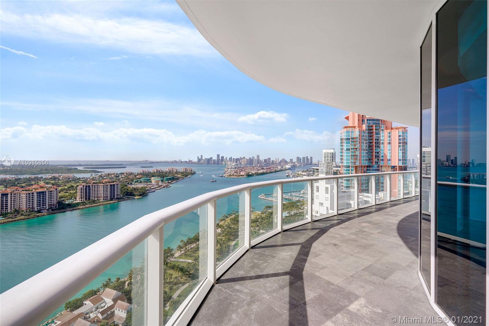 CONTINUUM ON SOUTH BEACH - Residential