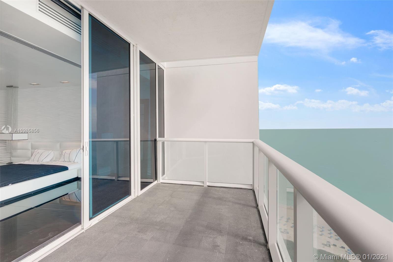 CONTINUUM ON SOUTH BEACH - Residential