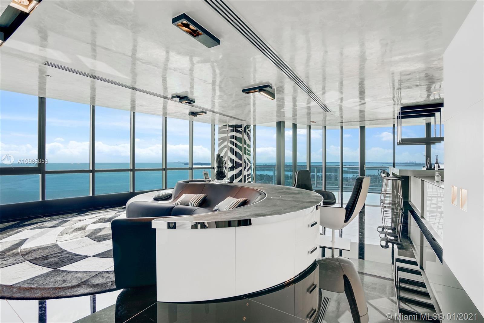 CONTINUUM ON SOUTH BEACH - Residential