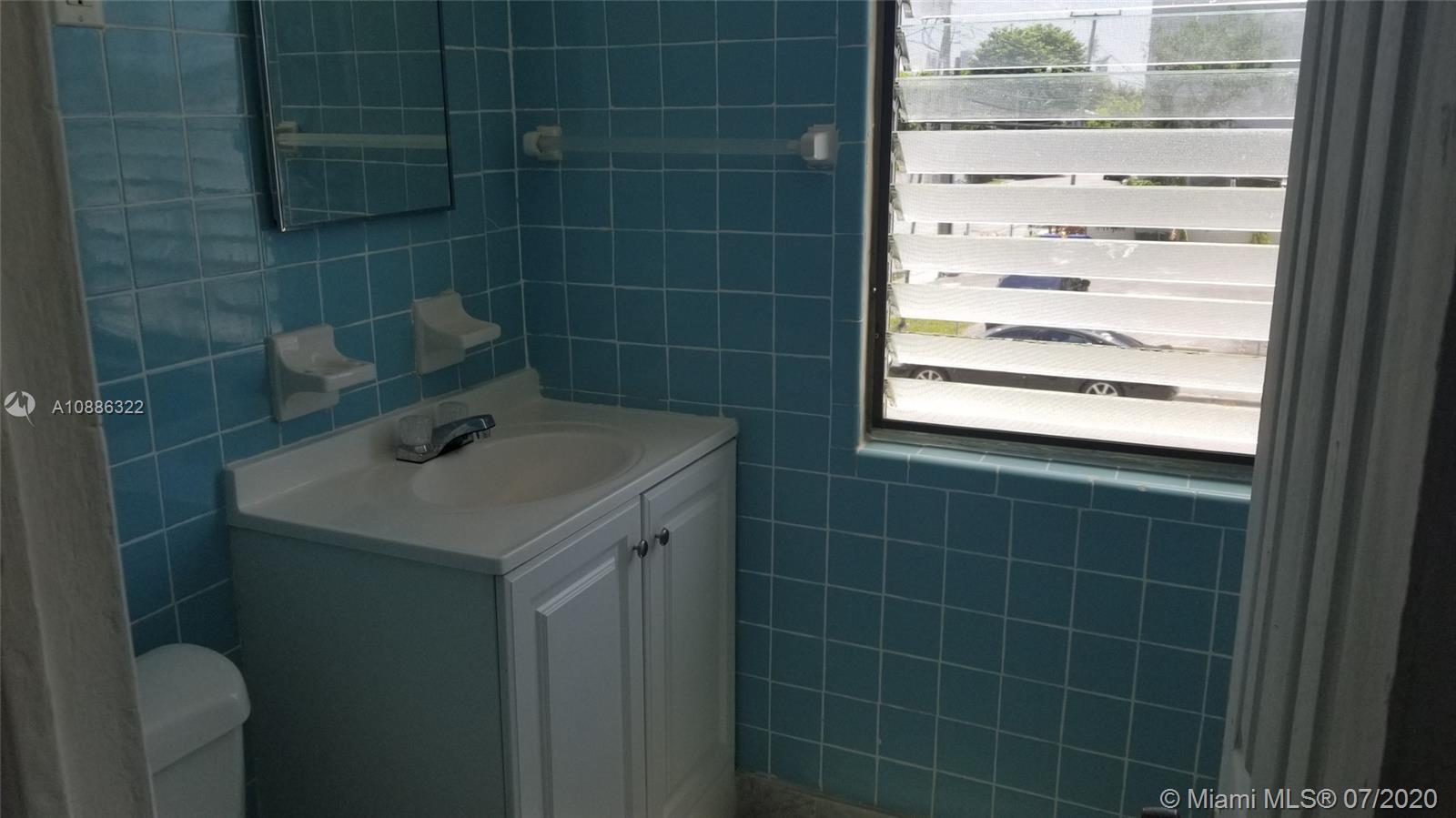 EVANSTON HEIGHTS - Residential Lease