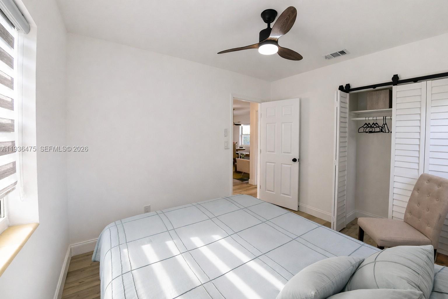 LAUDERDALE MANORS ADD - Residential