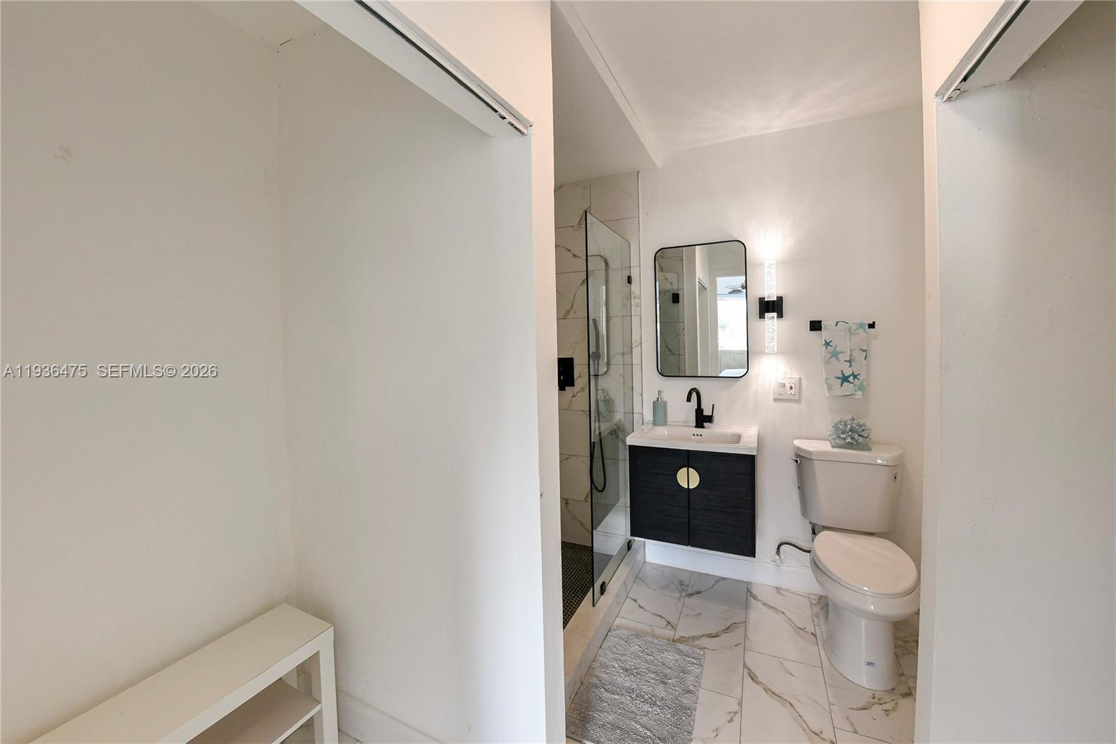 LAUDERDALE MANORS ADD - Residential