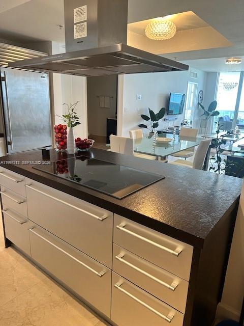 TRUMP ROYALE CONDO - Residential Lease