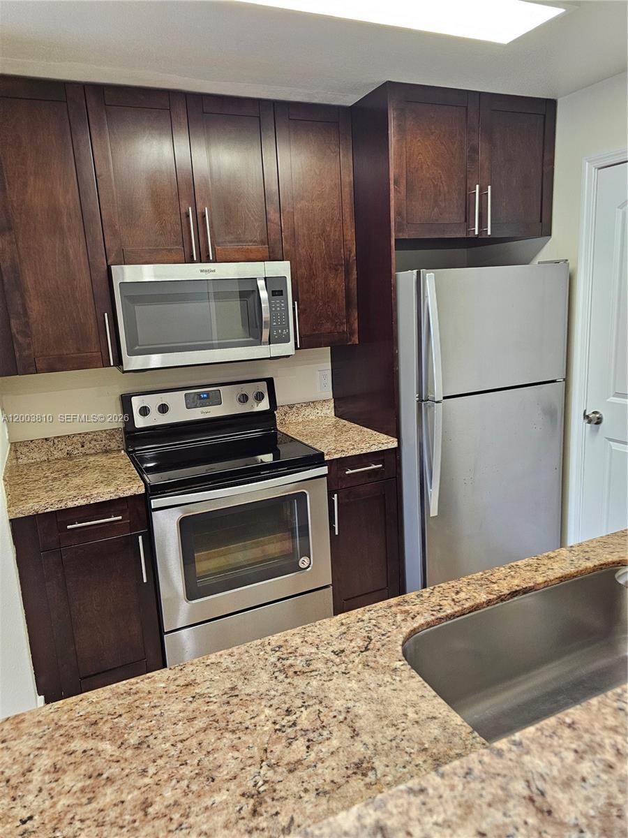 SAILBOAT POINTE CONDO - Residential Lease