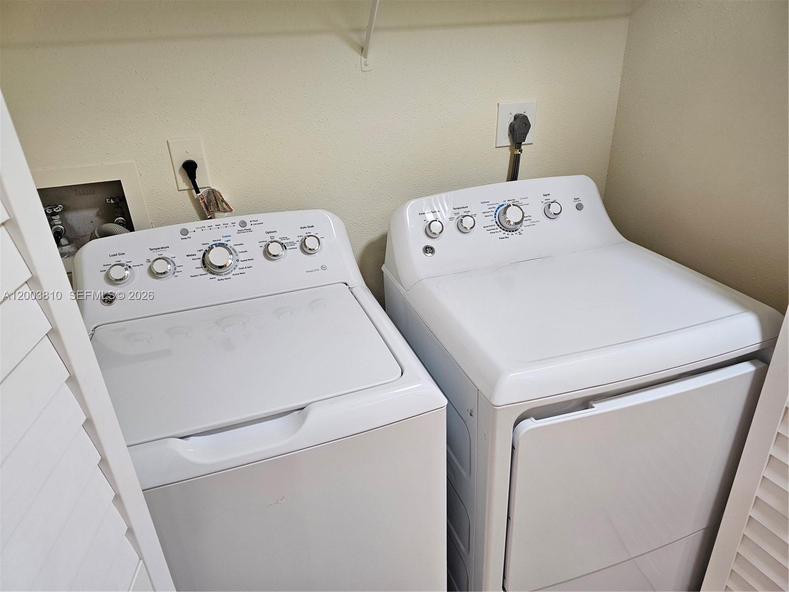 SAILBOAT POINTE CONDO - Residential Lease