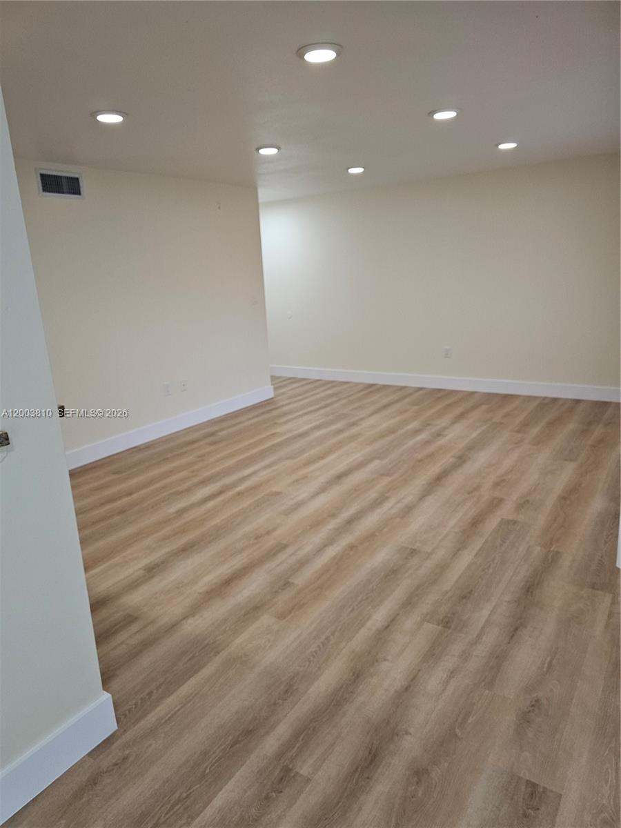 SAILBOAT POINTE CONDO - Residential Lease