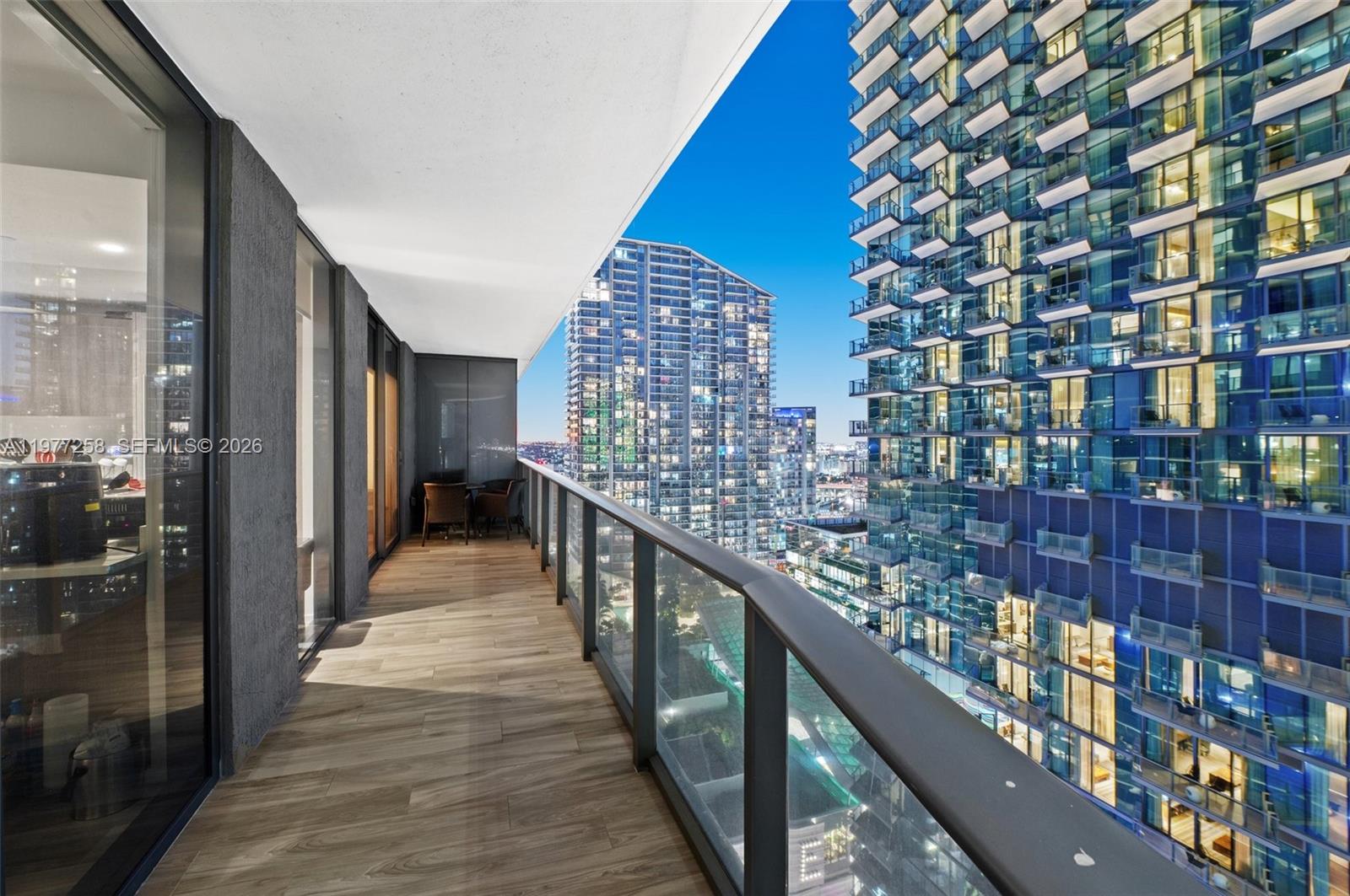 801 SMA RESIDENCES CONDO - Residential