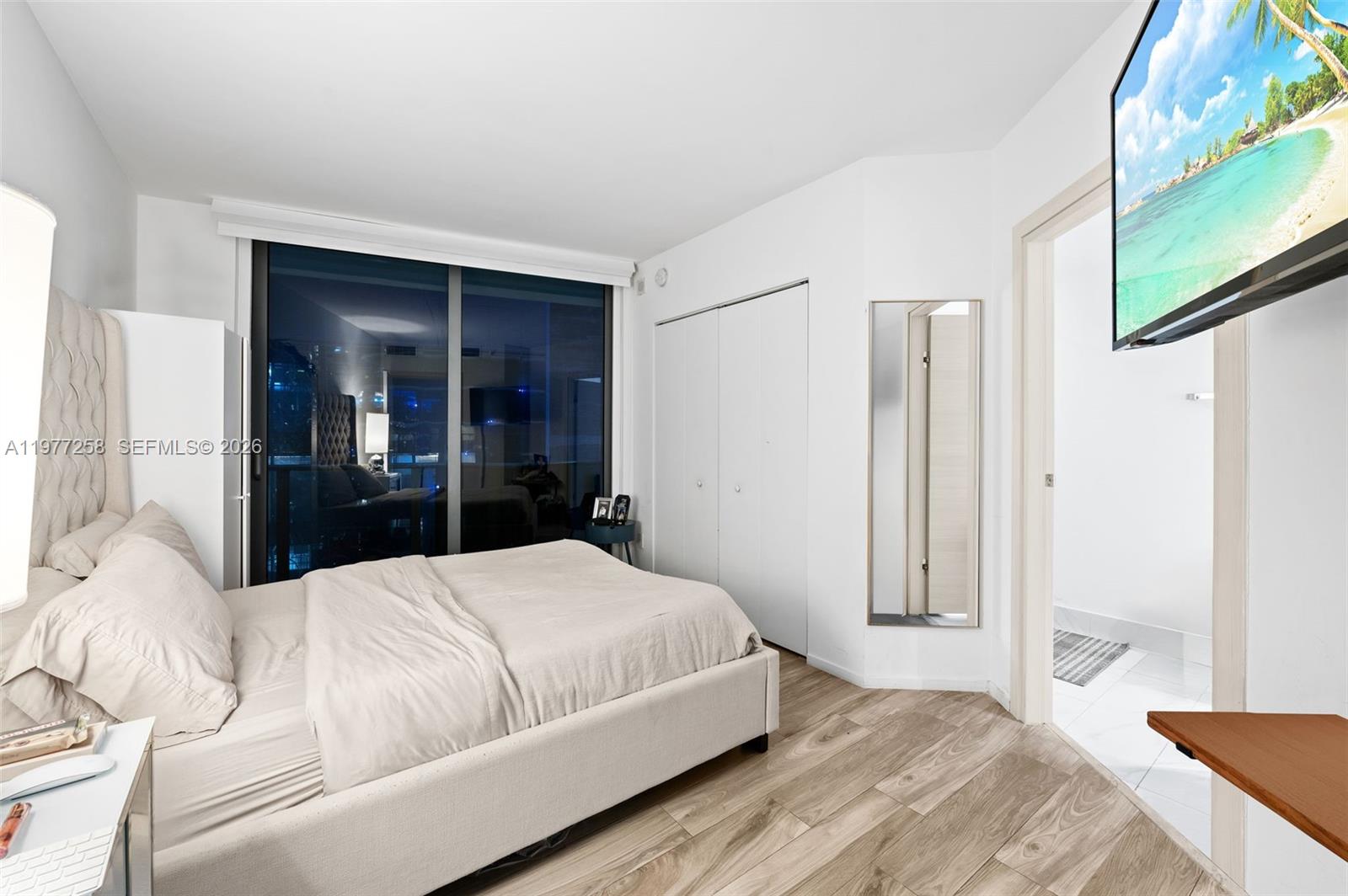 801 SMA RESIDENCES CONDO - Residential