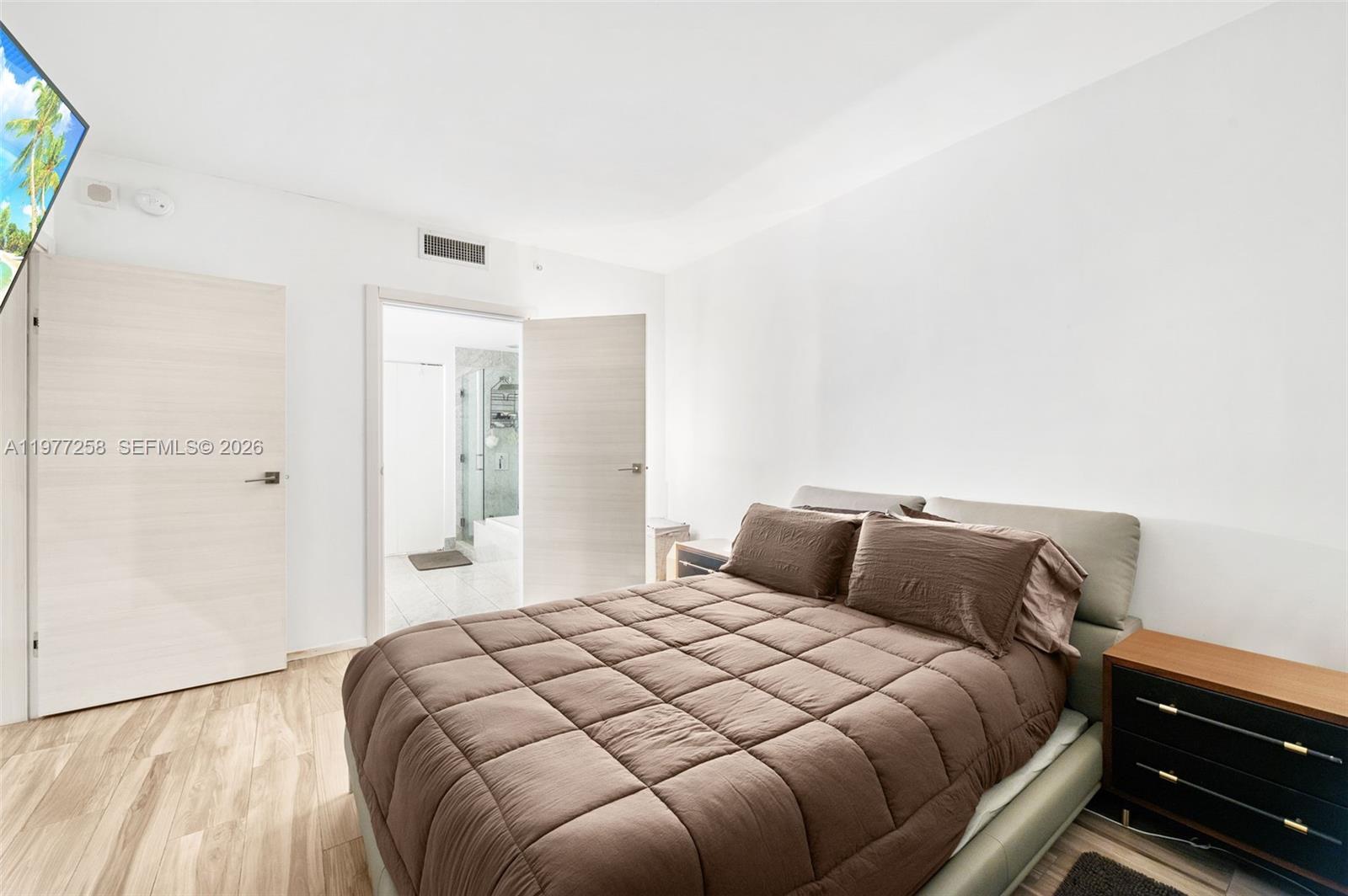 801 SMA RESIDENCES CONDO - Residential