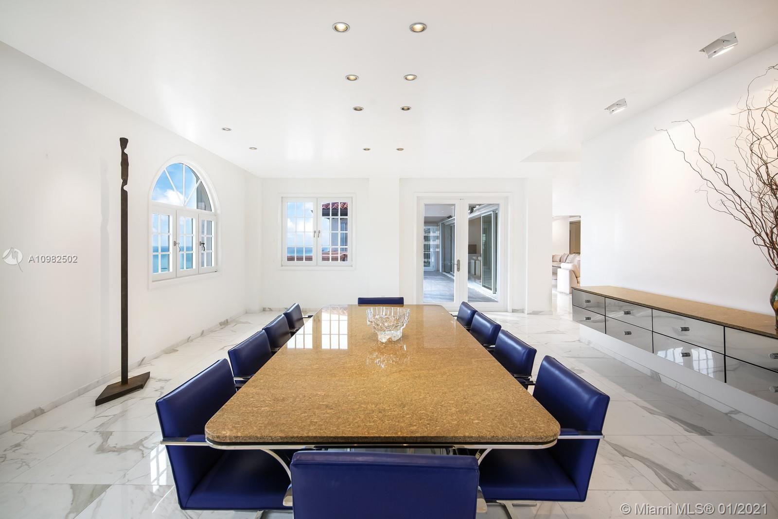 OCEANSIDE FISHER ISL COND - Residential