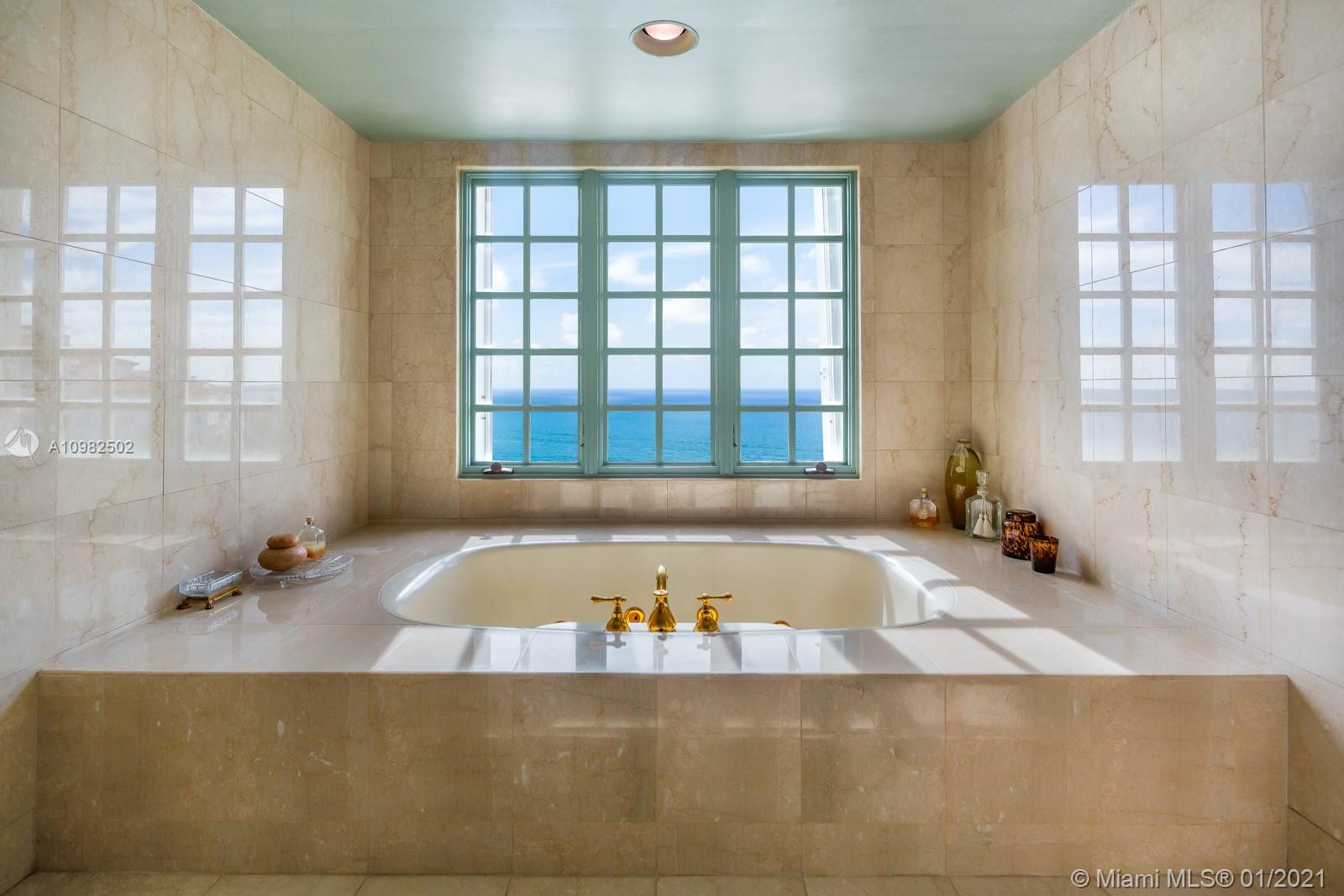 OCEANSIDE FISHER ISL COND - Residential