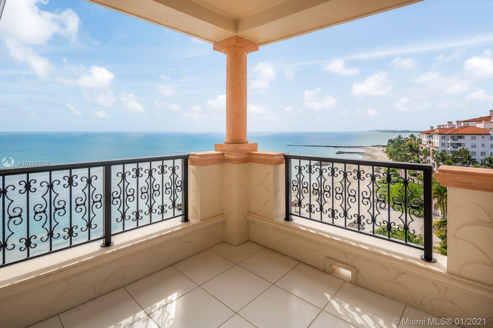 OCEANSIDE FISHER ISL COND - Residential