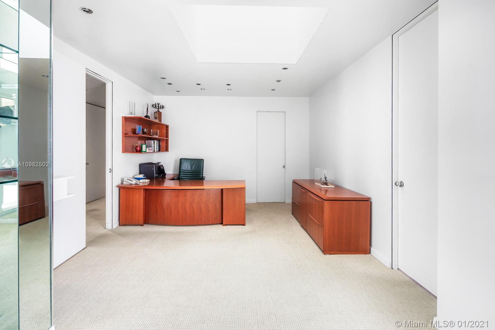 OCEANSIDE FISHER ISL COND - Residential