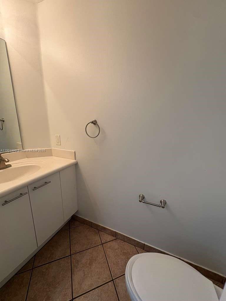 SECTOR 2-PARCELS 12 13 14 - Residential Lease