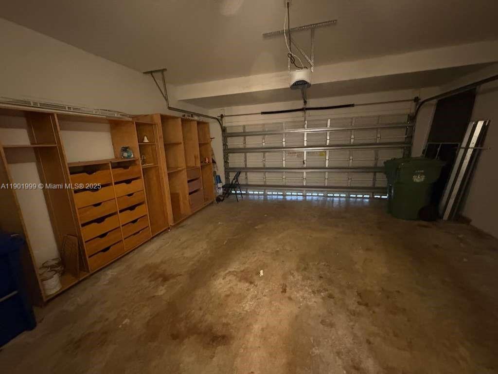 SECTOR 2-PARCELS 12 13 14 - Residential Lease