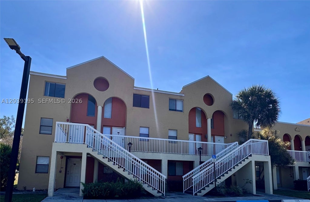 Photo of Fort Lauderdale, FL 33309 (MLS # A12039195)