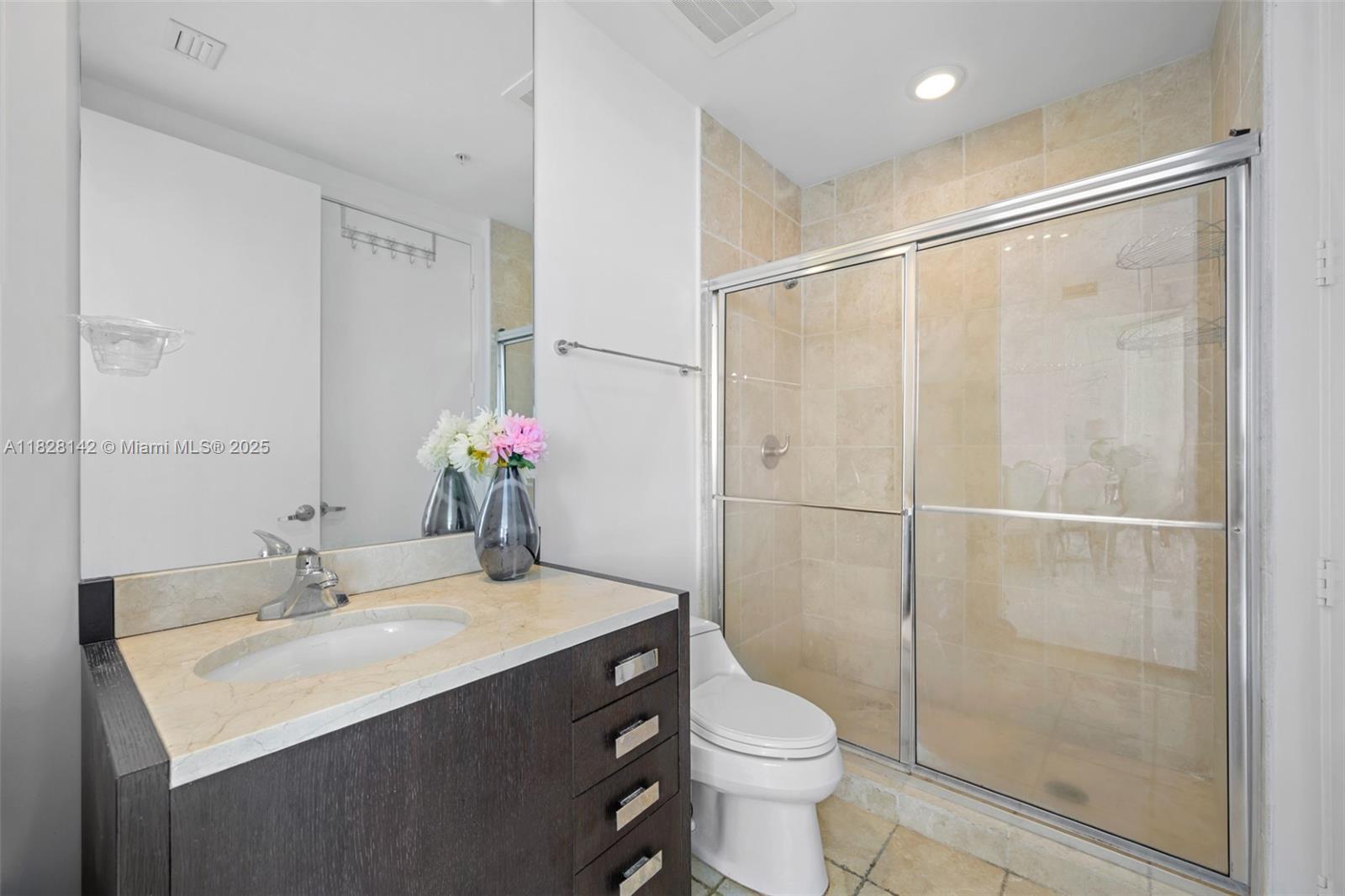 TRUMP ROYALE CONDO - Residential